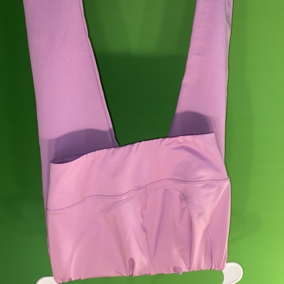 Forever 21 womens purple leggings size large like new fitted mesh inserts - Picture 6 of 8